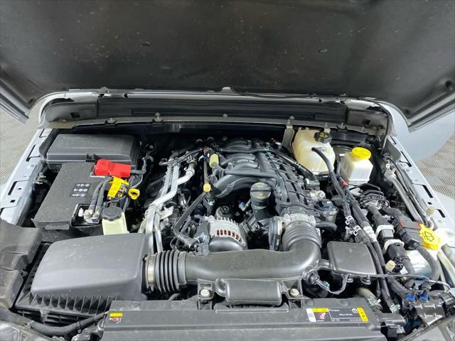 used 2023 Jeep Gladiator car, priced at $31,295