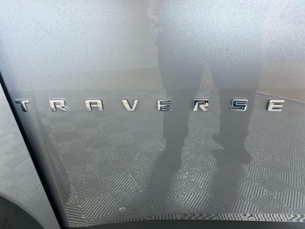 used 2023 Chevrolet Traverse car, priced at $27,695