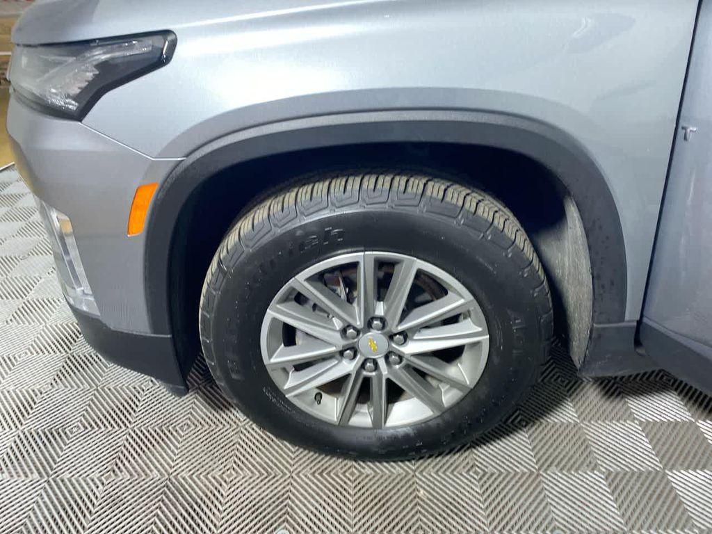 used 2023 Chevrolet Traverse car, priced at $27,695