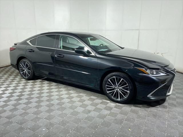 used 2023 Lexus ES 250 car, priced at $31,995