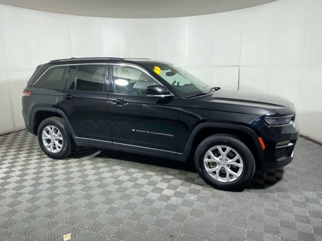 used 2023 Jeep Grand Cherokee car, priced at $29,895