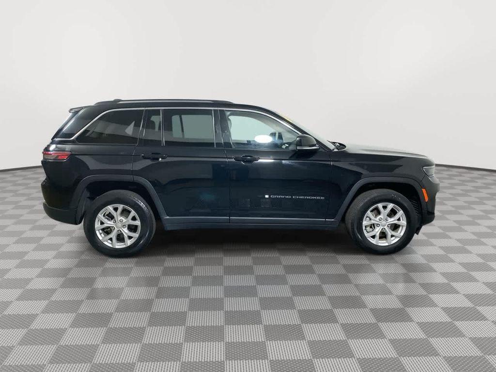 used 2023 Jeep Grand Cherokee car, priced at $27,100