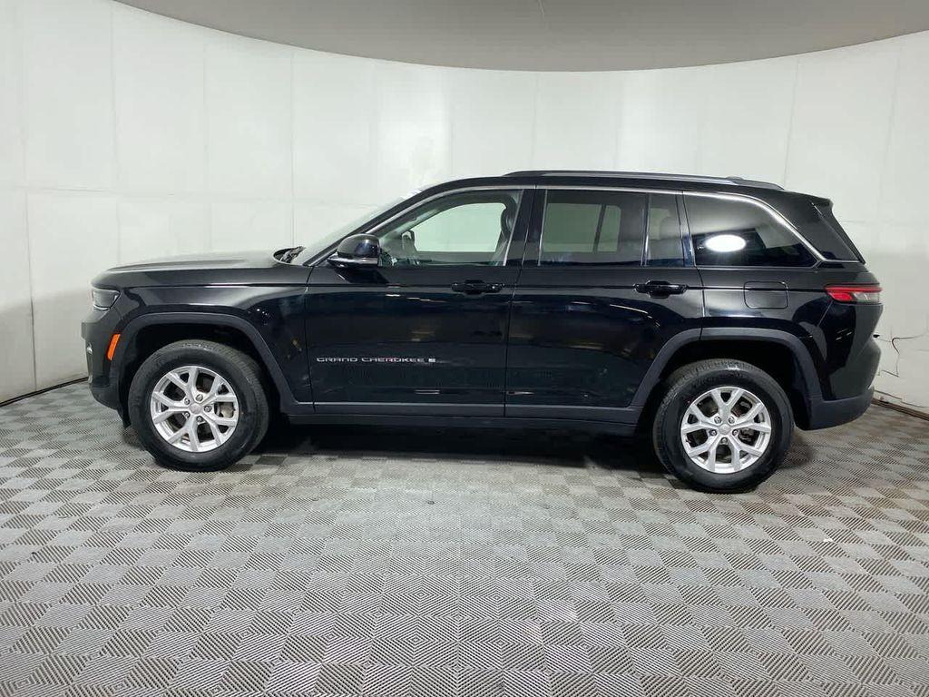 used 2023 Jeep Grand Cherokee car, priced at $29,895