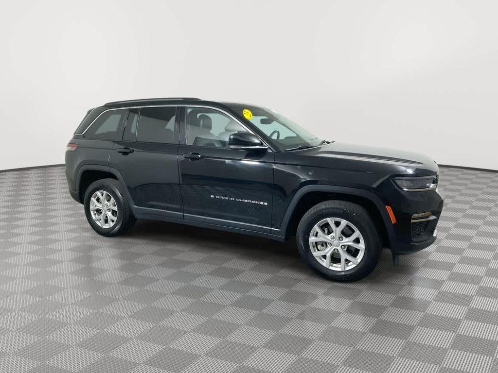 used 2023 Jeep Grand Cherokee car, priced at $27,100