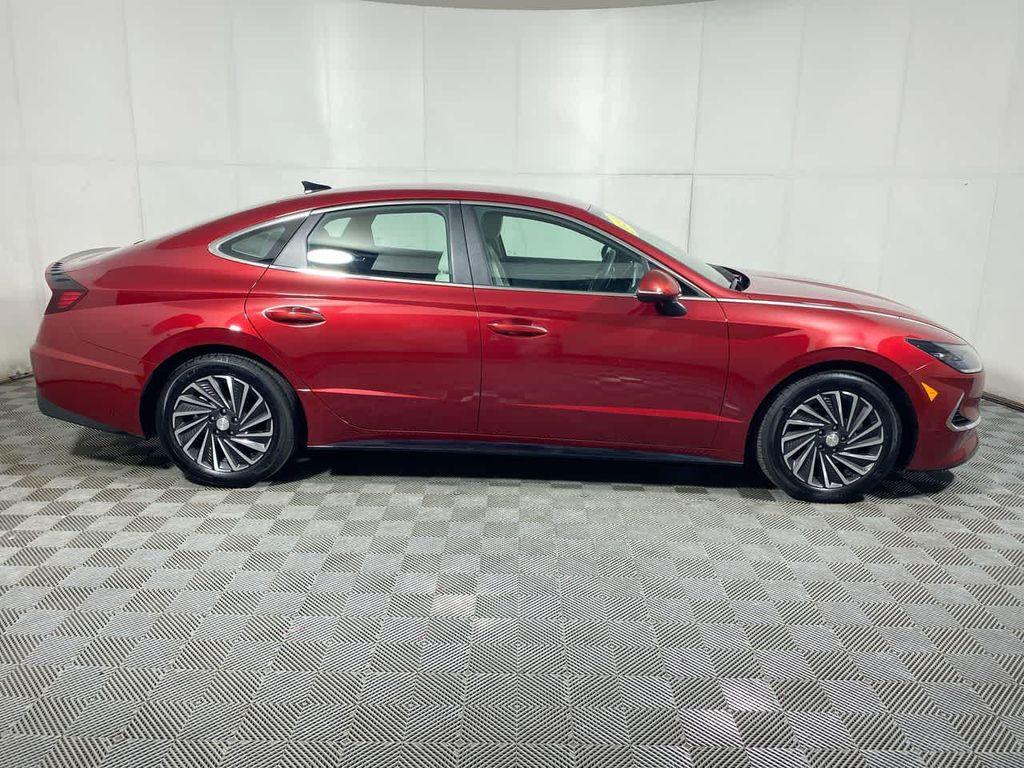 used 2023 Hyundai Sonata Hybrid car, priced at $25,695