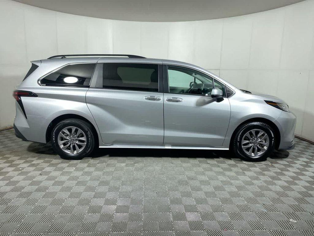 used 2023 Toyota Sienna car, priced at $40,099