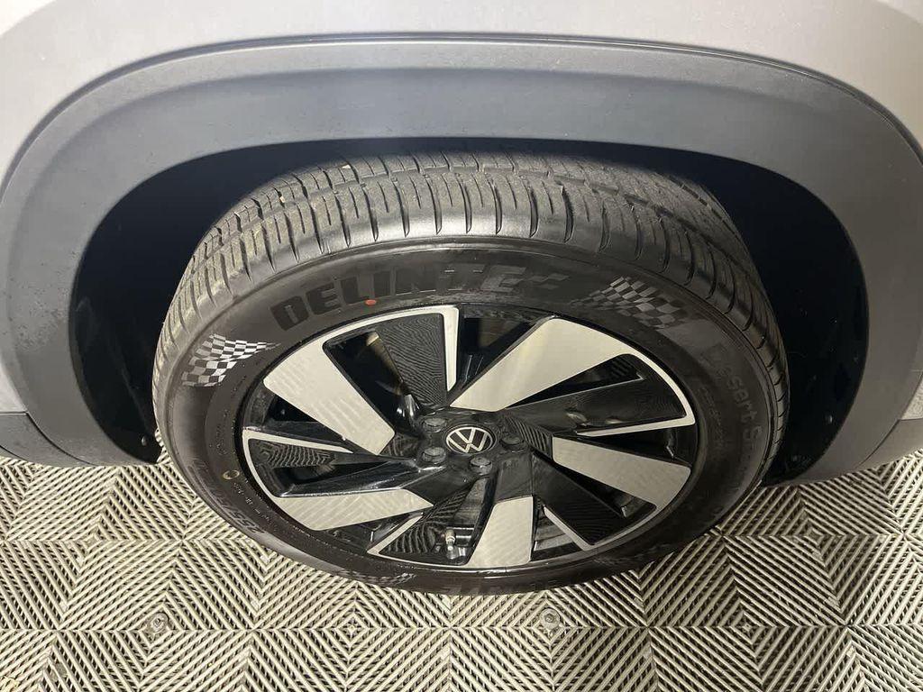 used 2024 Volkswagen Atlas Cross Sport car, priced at $29,895