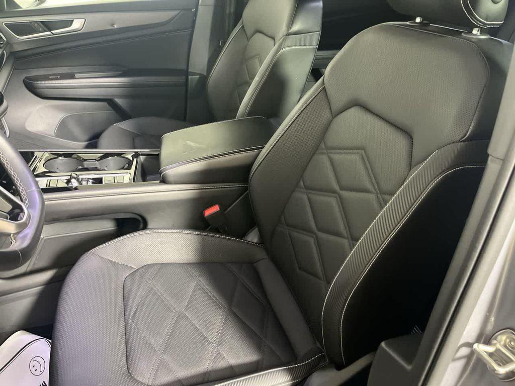 used 2024 Volkswagen Atlas Cross Sport car, priced at $29,895