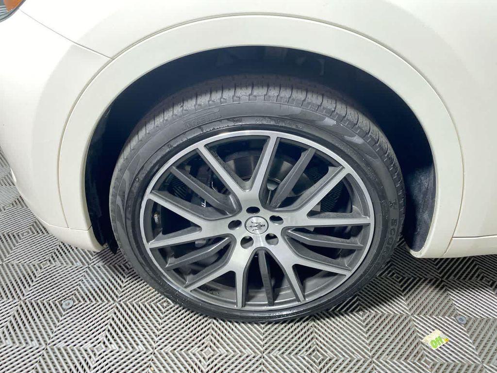 used 2020 Maserati Levante car, priced at $27,440