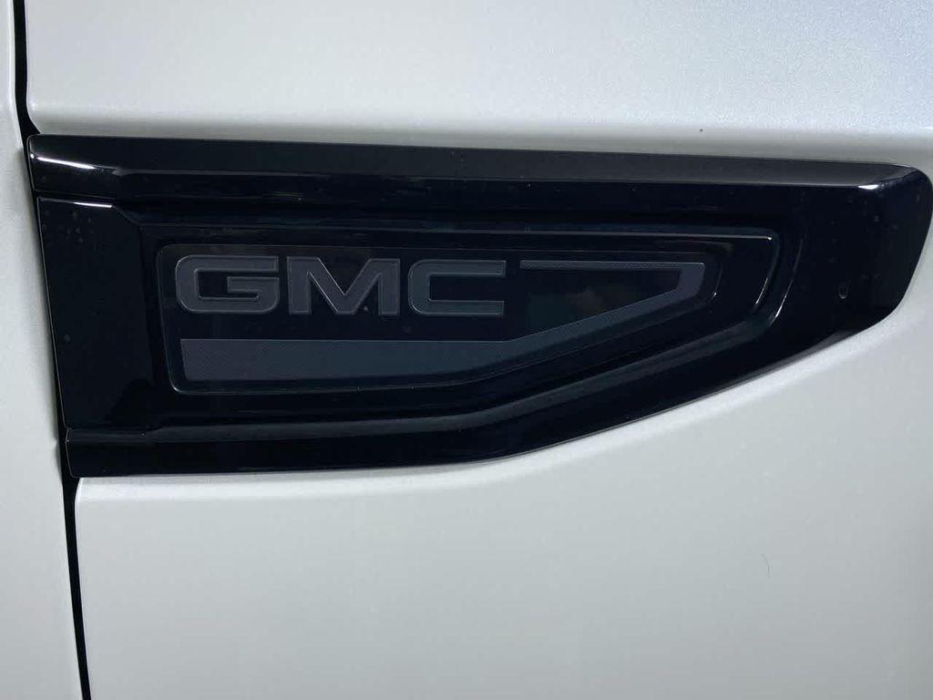 used 2022 GMC Yukon XL car, priced at $56,995