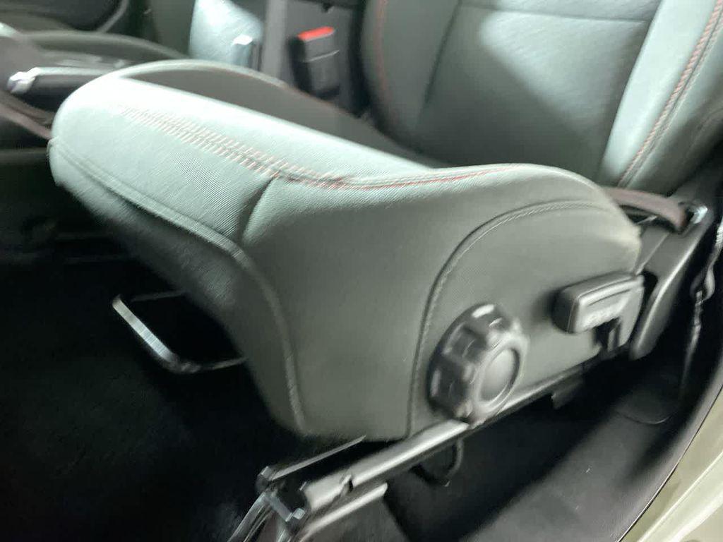 used 2021 Jeep Wrangler Unlimited car, priced at $35,195