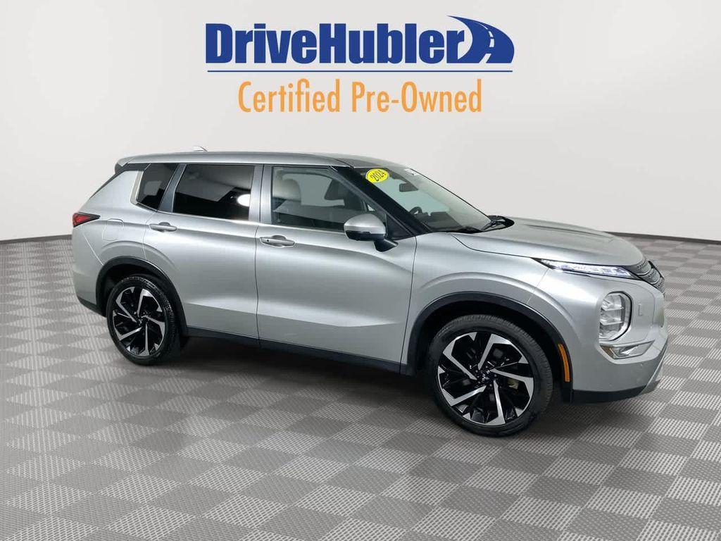 used 2024 Mitsubishi Outlander car, priced at $25,995