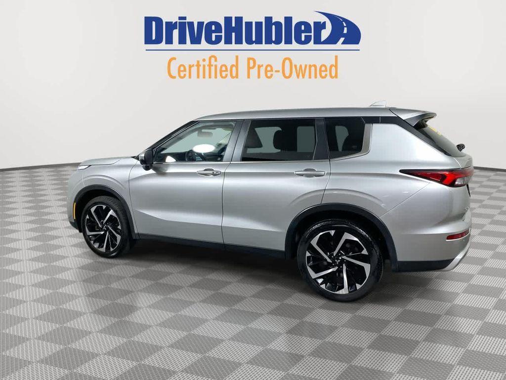 used 2024 Mitsubishi Outlander car, priced at $25,995