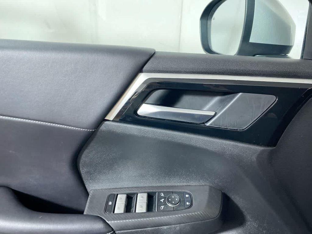 used 2024 Mitsubishi Outlander car, priced at $27,645