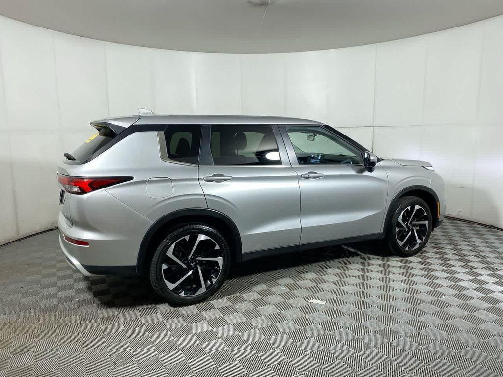 used 2024 Mitsubishi Outlander car, priced at $27,645