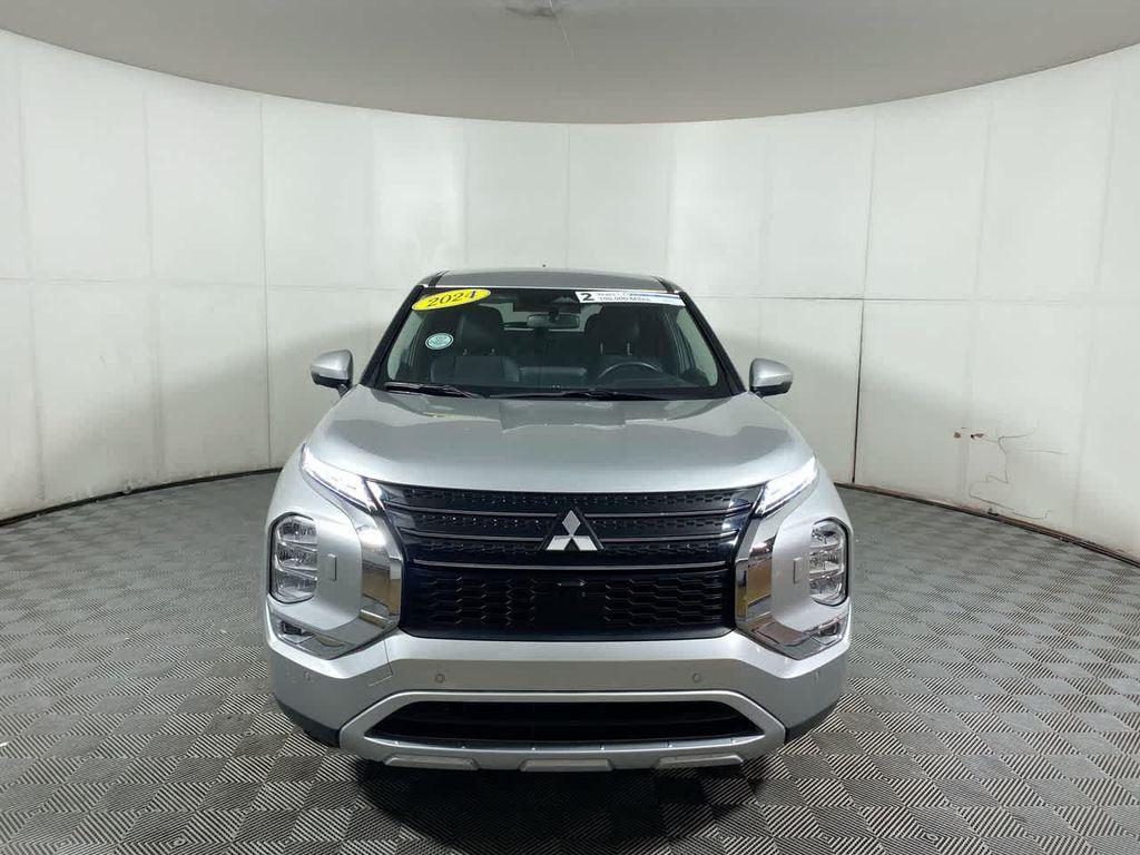 used 2024 Mitsubishi Outlander car, priced at $27,645