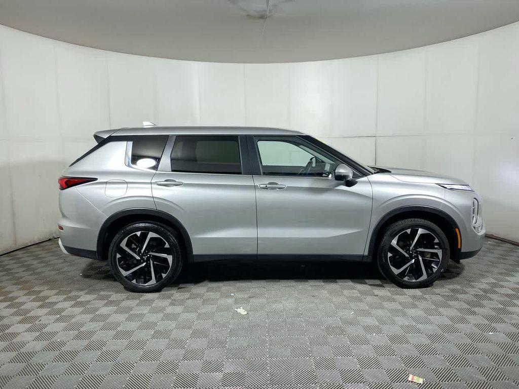 used 2024 Mitsubishi Outlander car, priced at $27,645