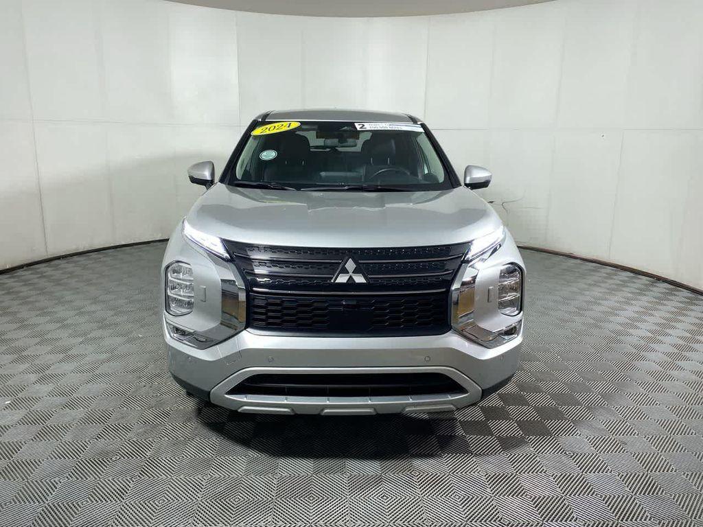 used 2024 Mitsubishi Outlander car, priced at $27,645