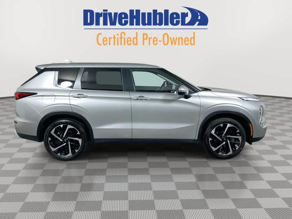 used 2024 Mitsubishi Outlander car, priced at $25,995