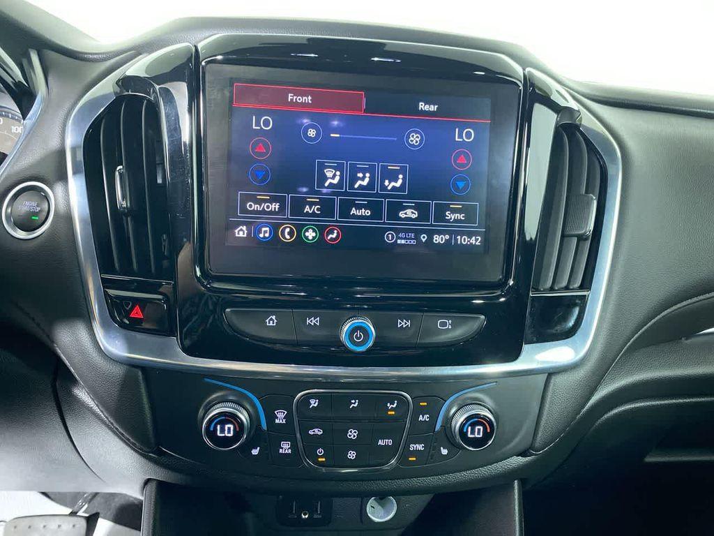 used 2022 Chevrolet Traverse car, priced at $29,995