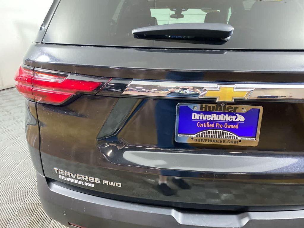 used 2022 Chevrolet Traverse car, priced at $29,995
