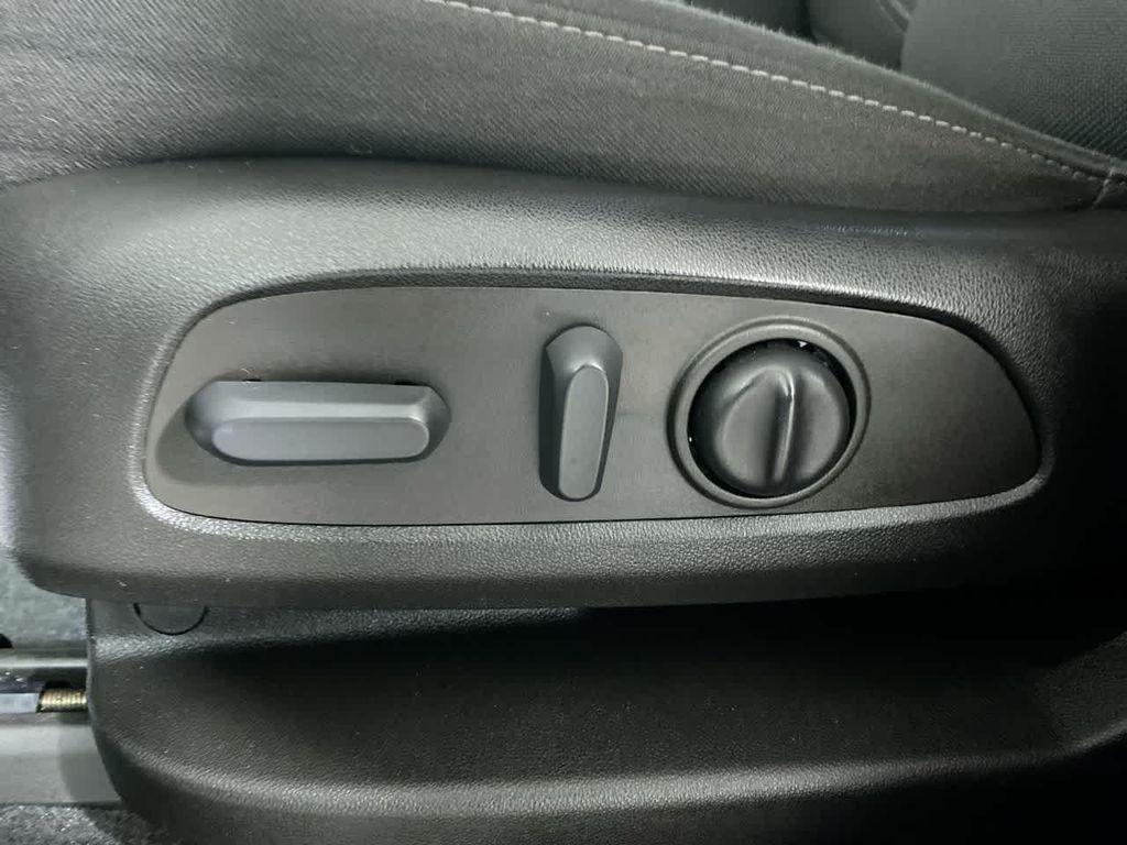 used 2022 Chevrolet Traverse car, priced at $29,995