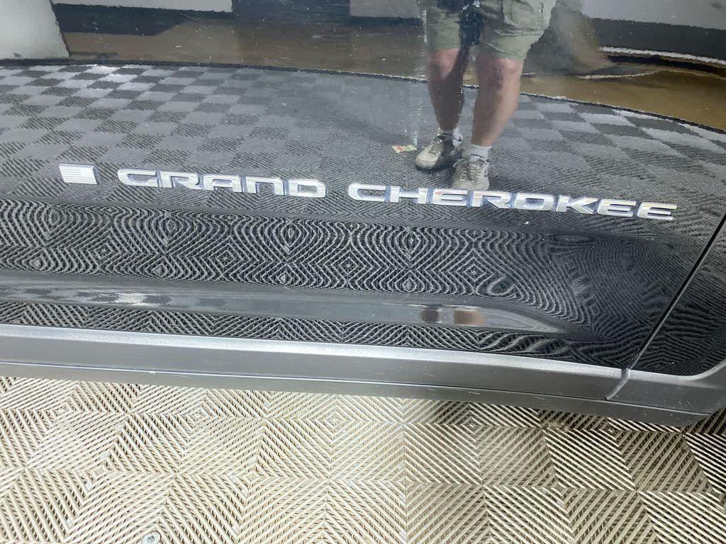 used 2023 Jeep Grand Cherokee car, priced at $28,495