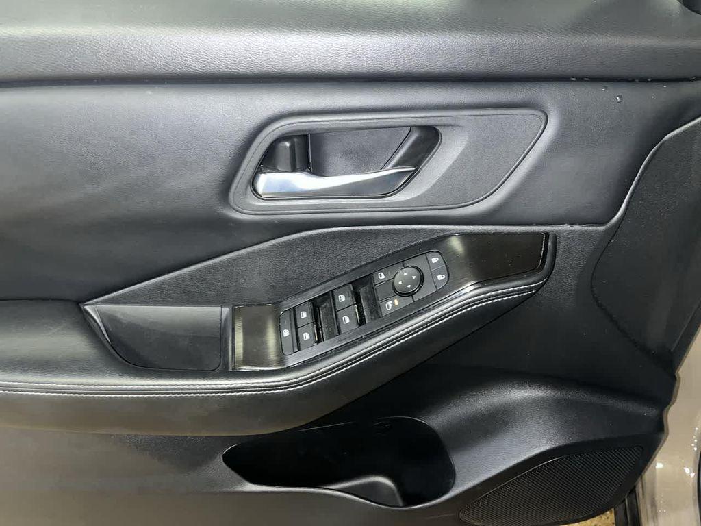 used 2025 Nissan Rogue car, priced at $25,595