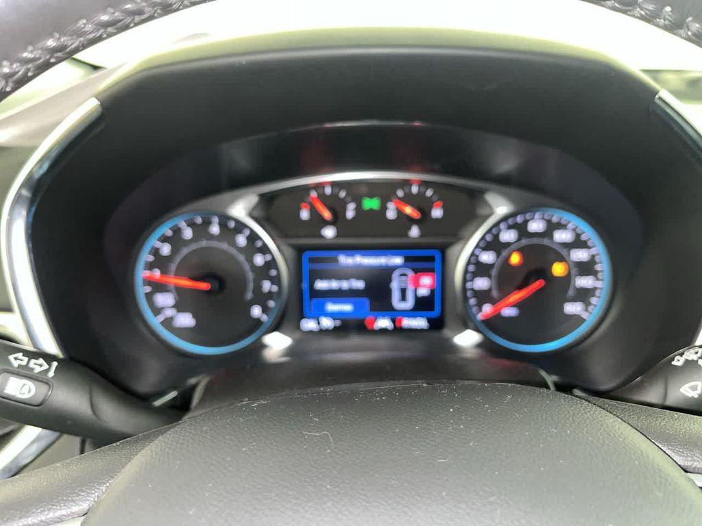 used 2022 Chevrolet Equinox car, priced at $21,495