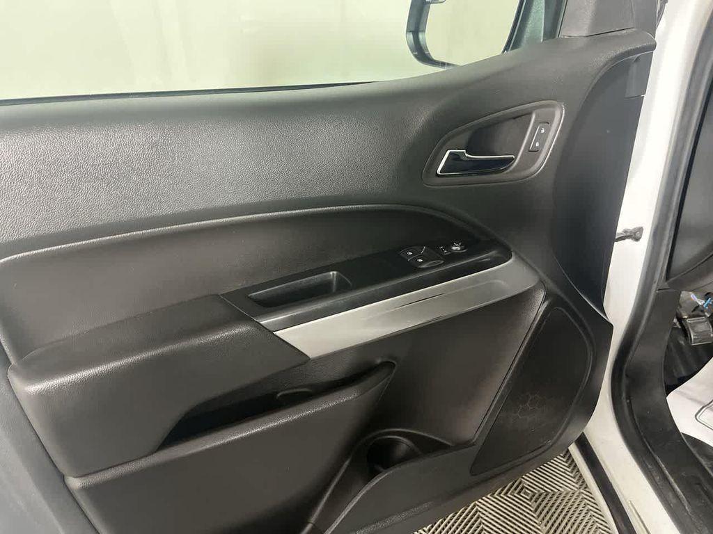 used 2022 Chevrolet Colorado car, priced at $19,643