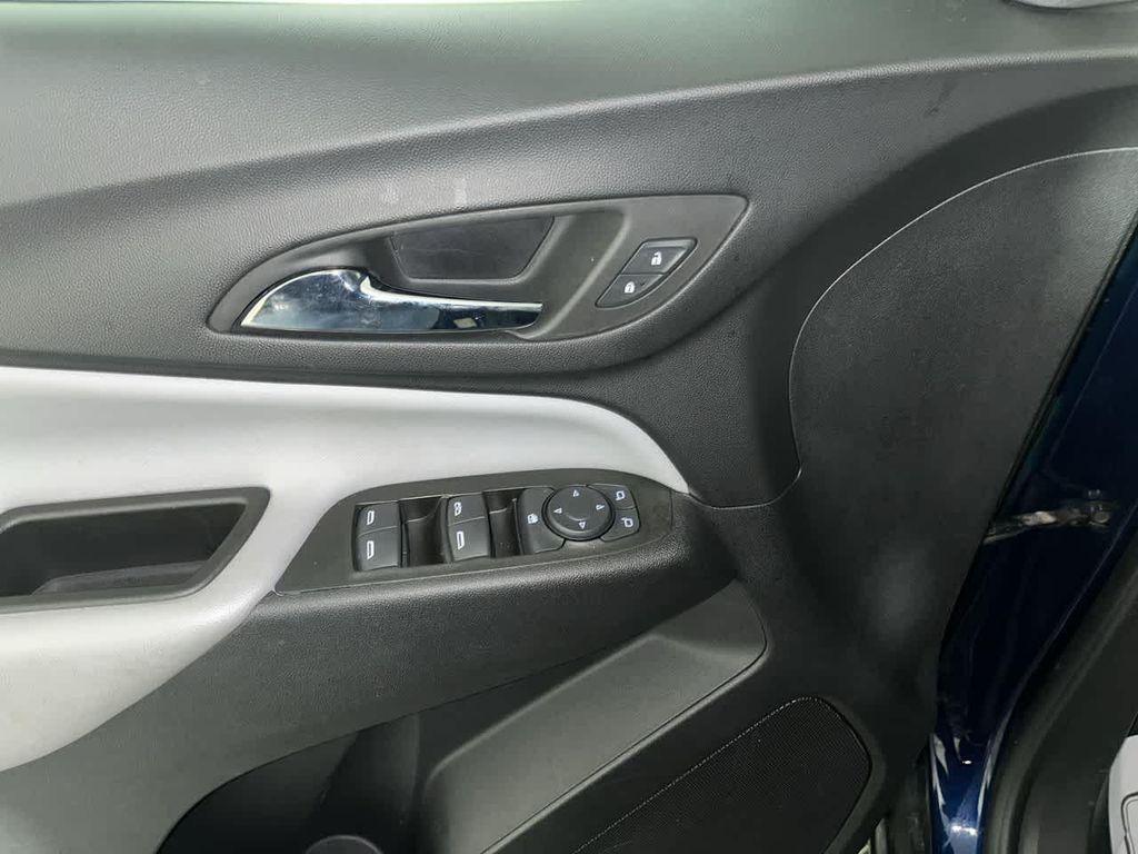 used 2022 Chevrolet Equinox car, priced at $20,795