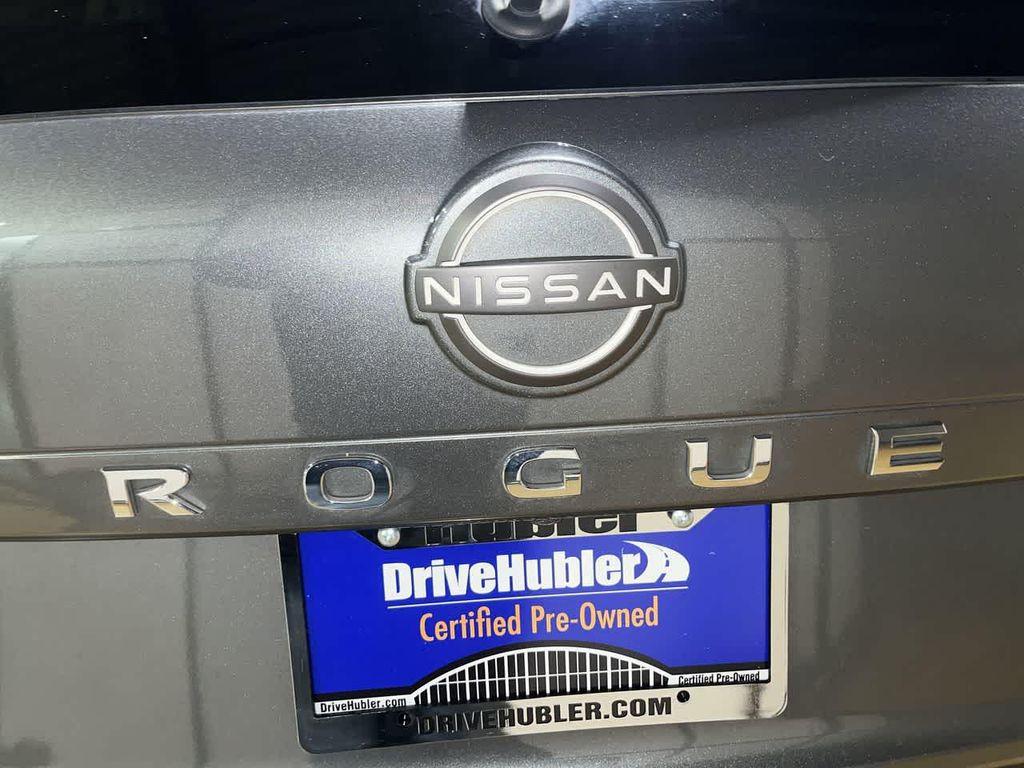 used 2022 Chevrolet Equinox car, priced at $20,795