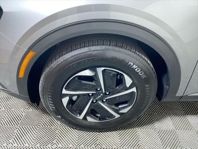 used 2025 Kia Sportage Hybrid car, priced at $29,995