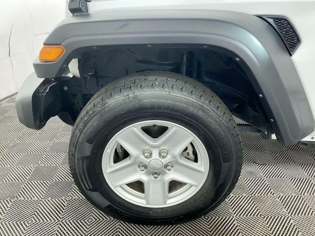 used 2023 Jeep Gladiator car, priced at $28,495