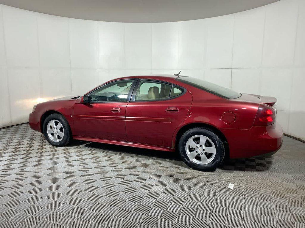 used 2007 Pontiac Grand Prix car, priced at $4,995