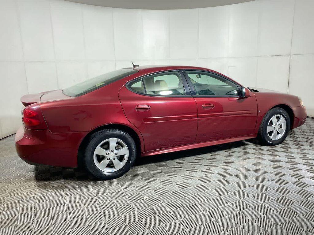 used 2007 Pontiac Grand Prix car, priced at $4,995