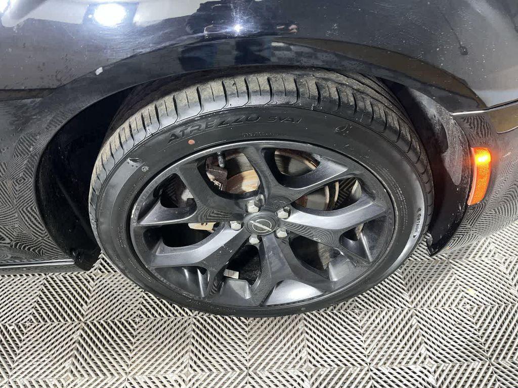 used 2021 Chrysler 300 car, priced at $19,395