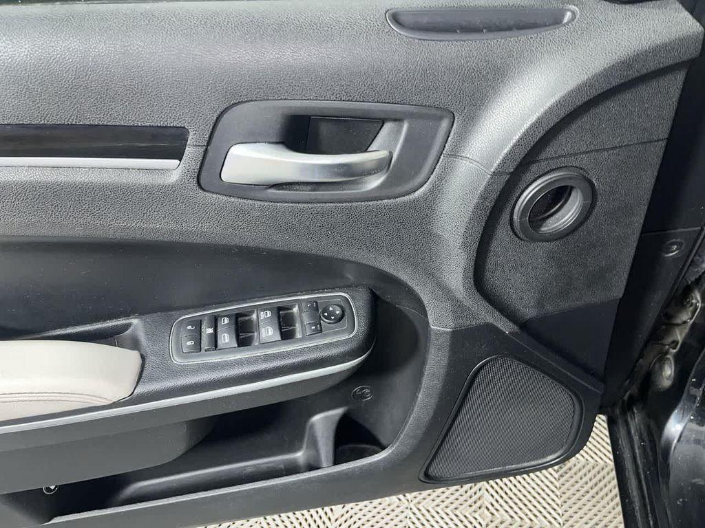 used 2021 Chrysler 300 car, priced at $19,395