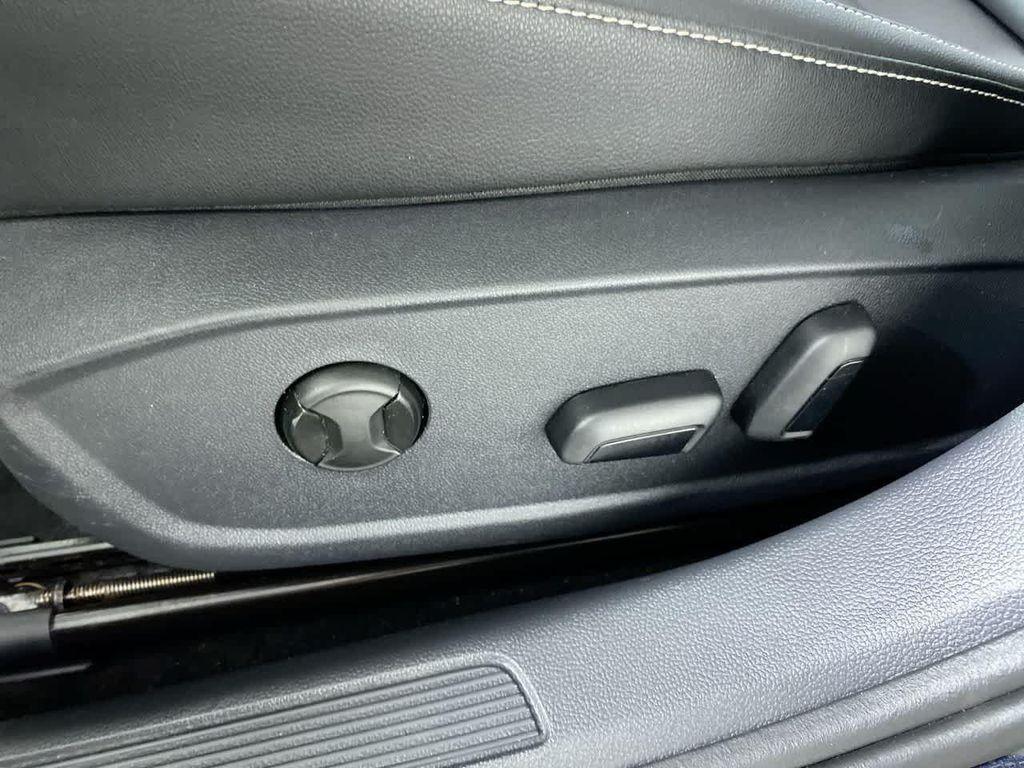 used 2025 Volkswagen Jetta car, priced at $23,820