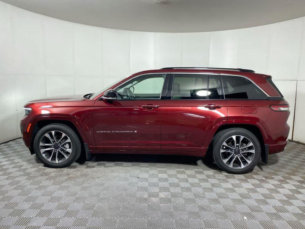 used 2022 Jeep Grand Cherokee car, priced at $39,995
