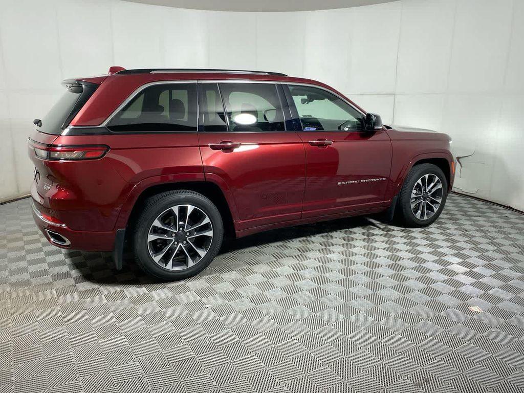 used 2022 Jeep Grand Cherokee car, priced at $39,995