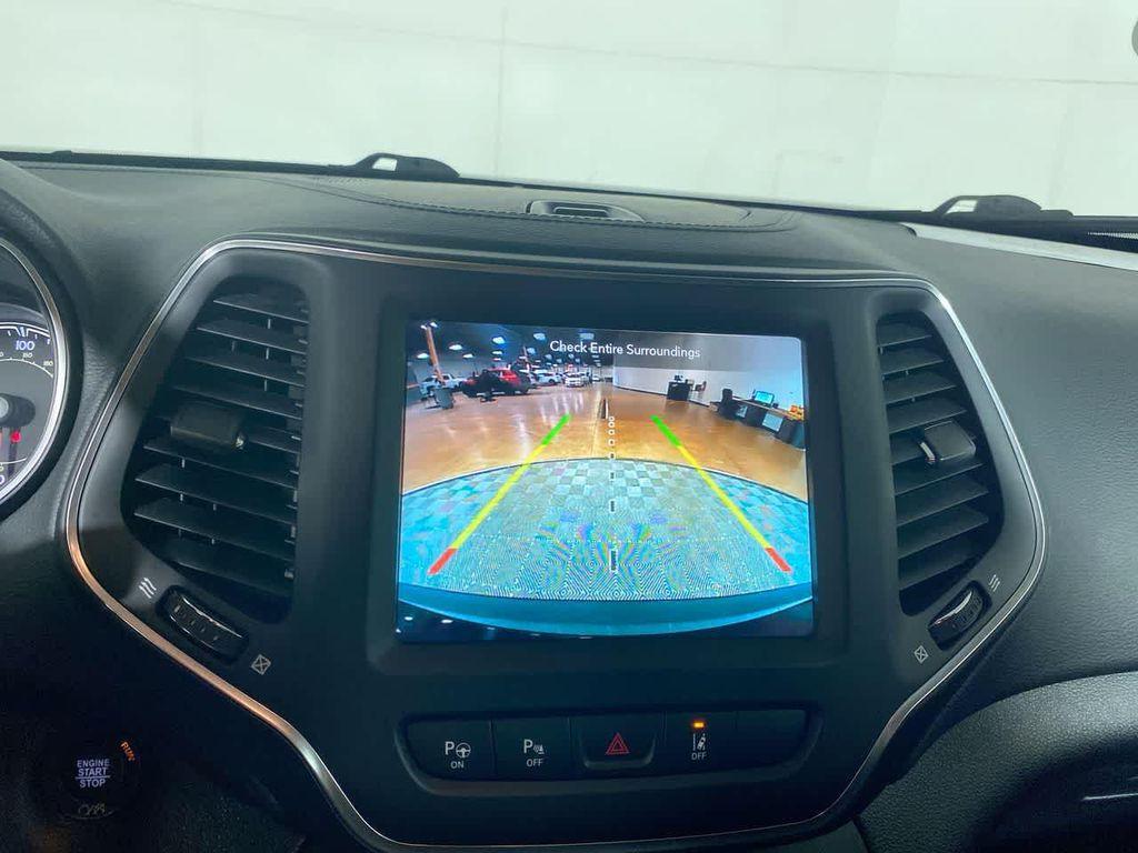 used 2023 Jeep Cherokee car, priced at $22,345
