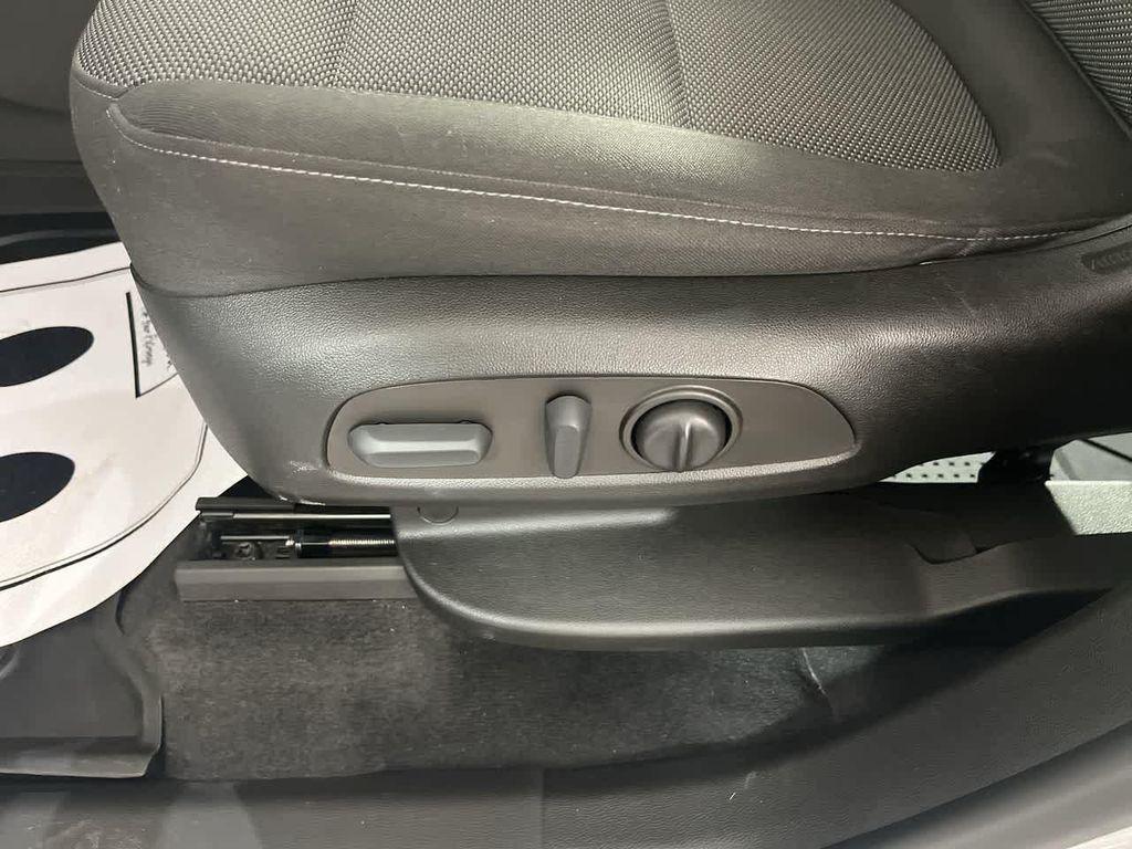 used 2022 Chevrolet Traverse car, priced at $26,995