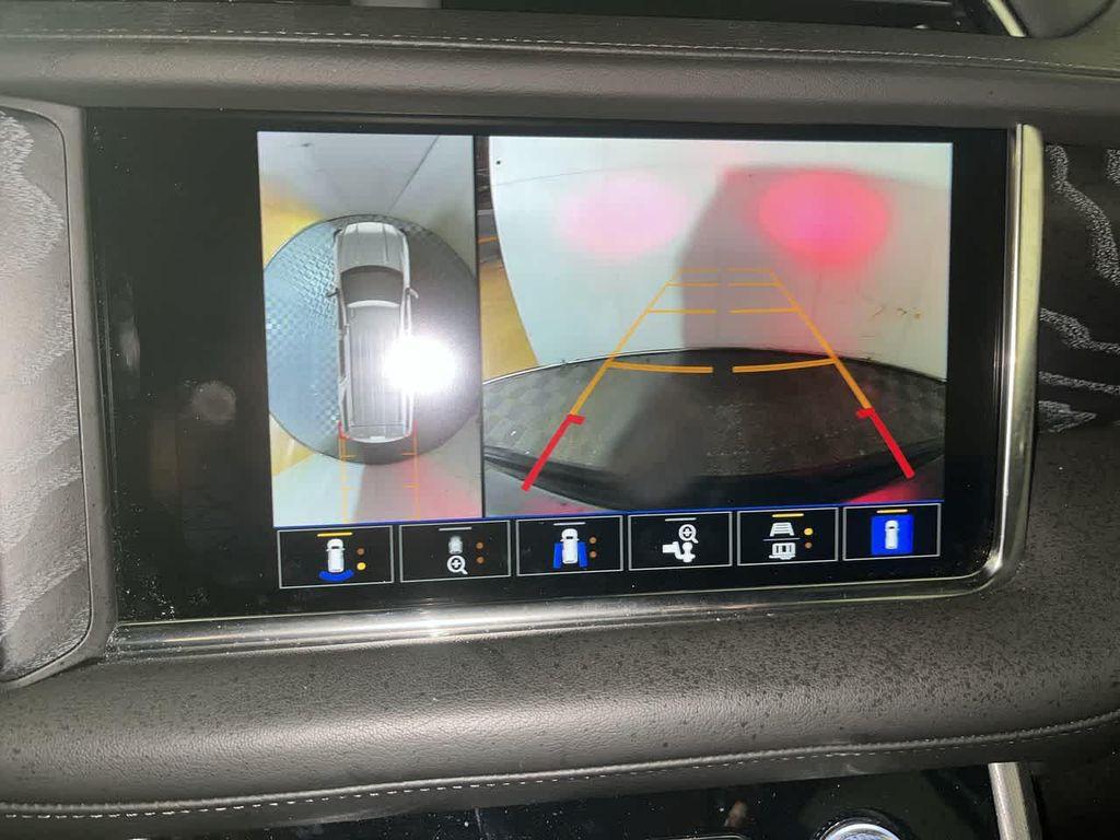 used 2023 GMC Yukon car, priced at $63,995