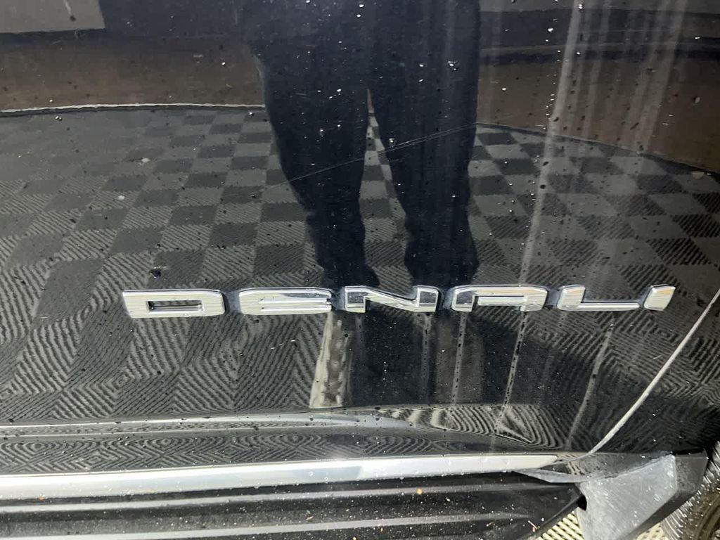 used 2023 GMC Yukon car, priced at $63,995