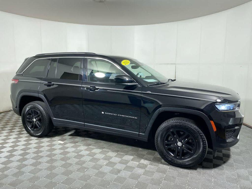 used 2022 Jeep Grand Cherokee car, priced at $30,995