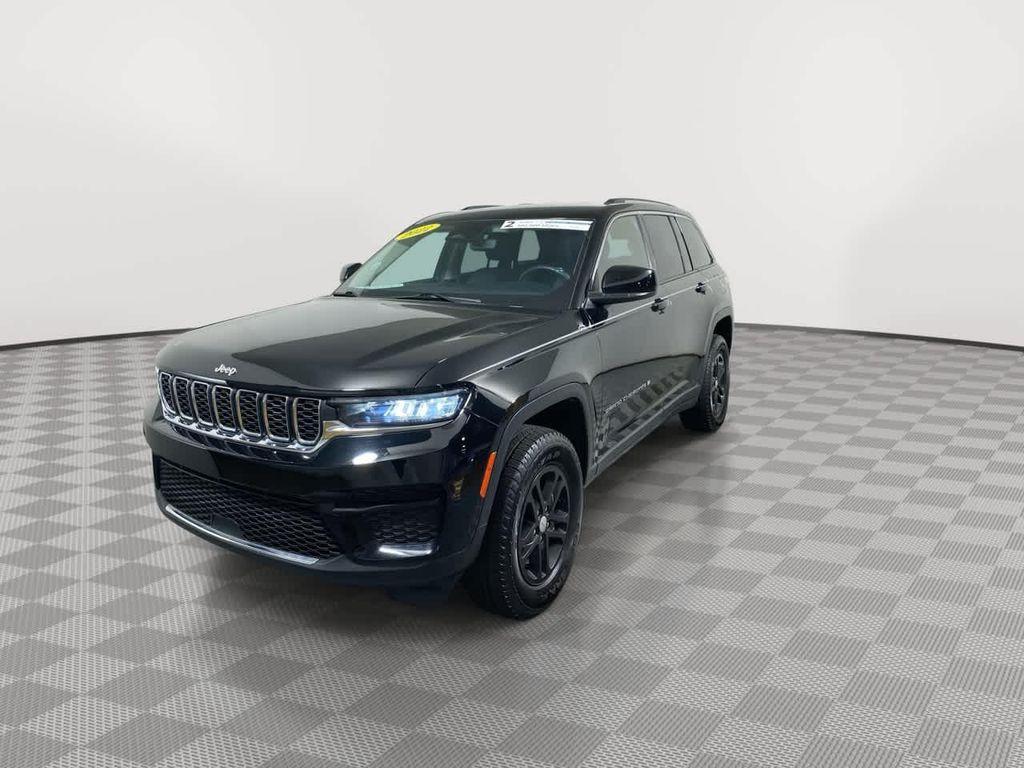 used 2022 Jeep Grand Cherokee car, priced at $30,995