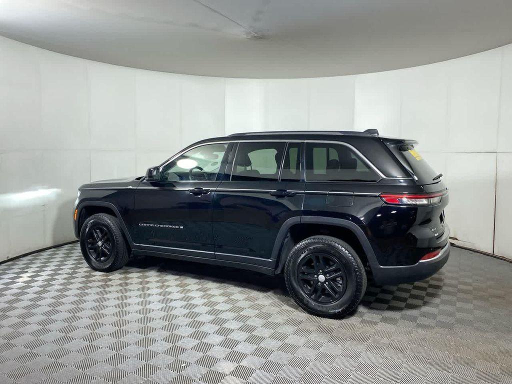 used 2022 Jeep Grand Cherokee car, priced at $30,995