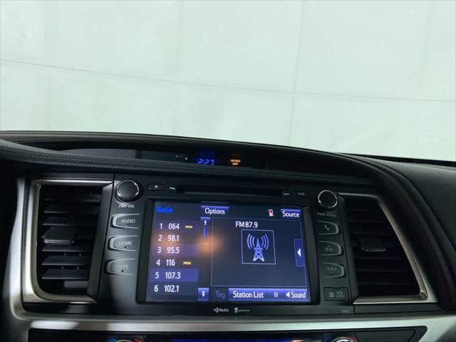 used 2015 Toyota Highlander car, priced at $23,995