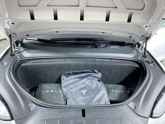 used 2021 Tesla Model X car, priced at $39,995
